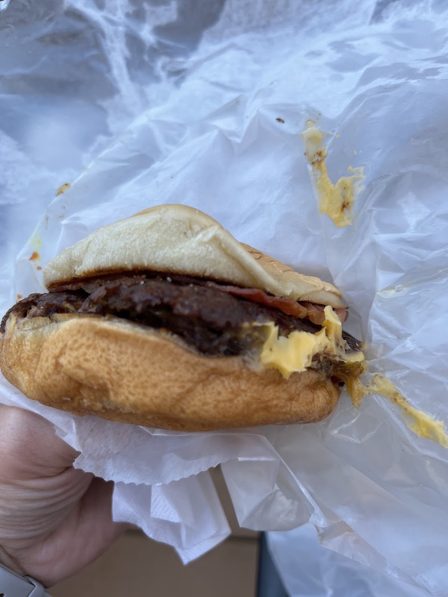 Gordon's Stop Light Drive In-9