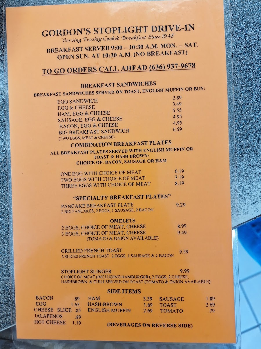 Menu Gordon's Stop Light Drive In-9